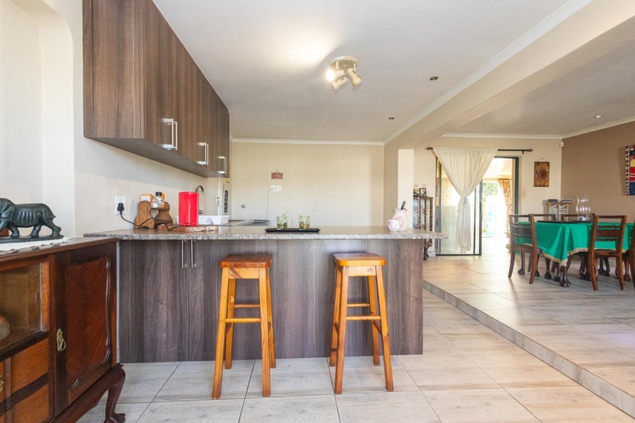 3 Bedroom Property for Sale in Zoo Park Western Cape